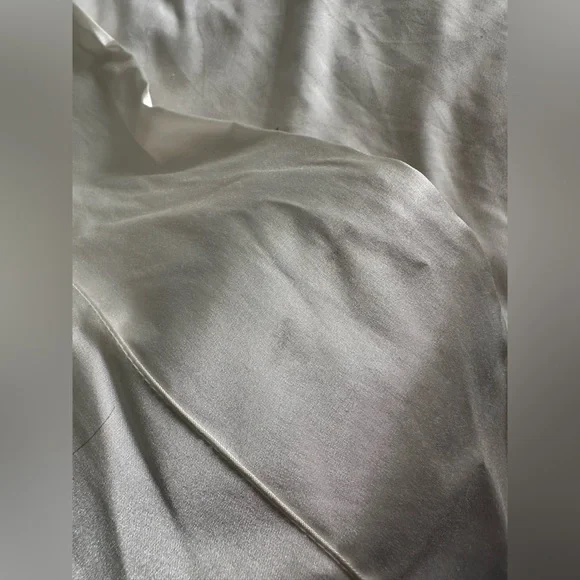 White Pants - Picture 3 of 3